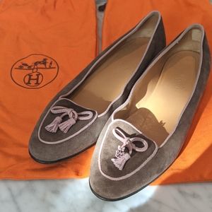 Vintage Hermes brown suede flats, Size US 6
